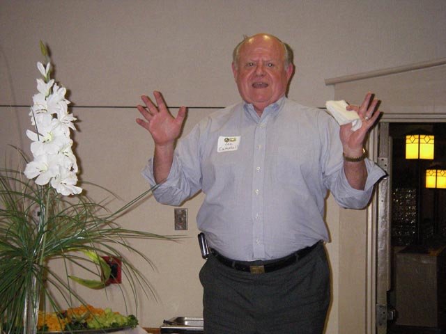 in09hospitalityroom32.jpg